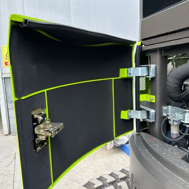 Hundal SkidLoader thumbnail