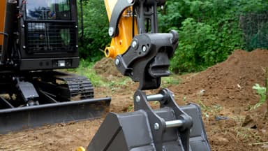 Hundal SkidLoader thumbnail