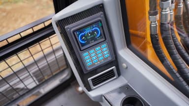 Hundal SkidLoader thumbnail